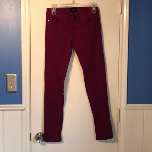 Celebrity Pink Skinny Jeans Size 3/26 - Picture 2 of 12